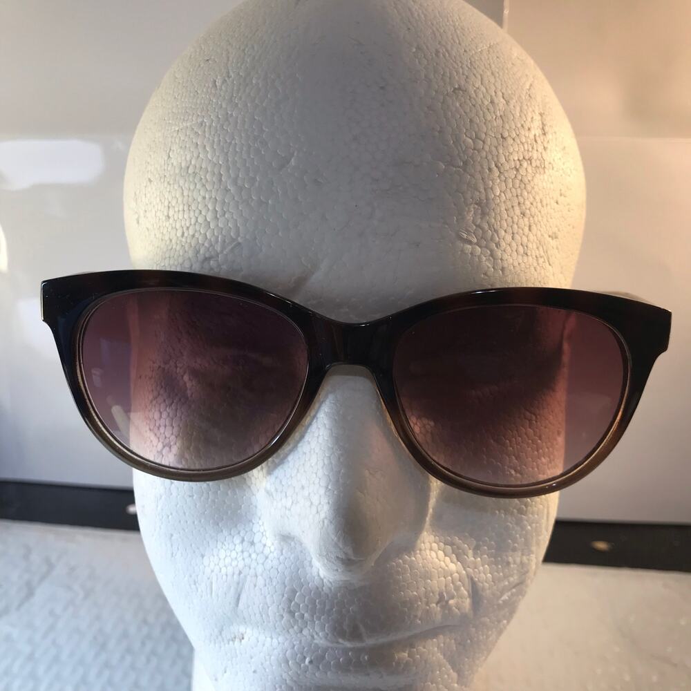 OSCAR DE LA RENTA SUNGLASSES